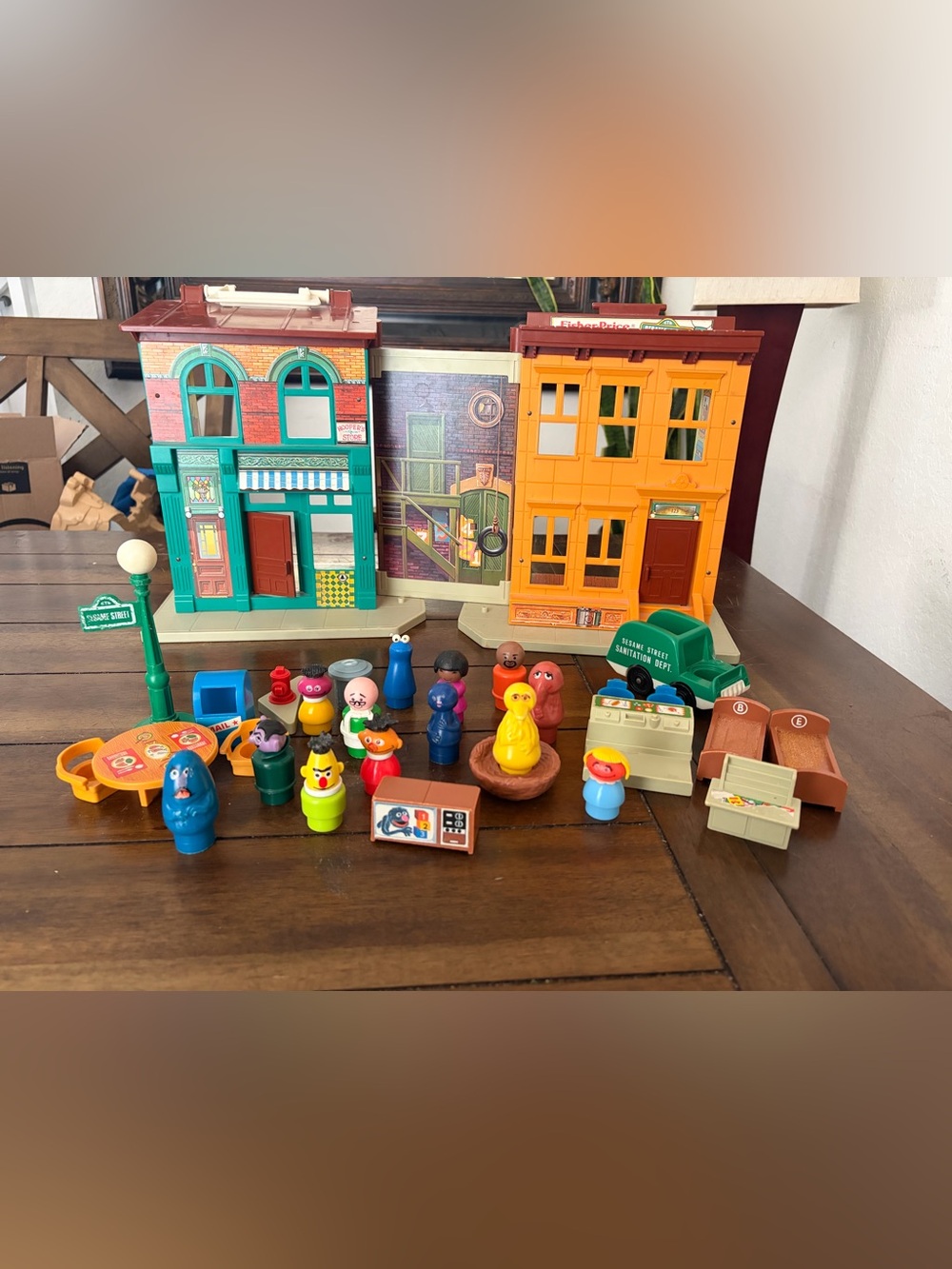 Vintage Little People Play Family Sesame Street #938 Hooper’s Store & Apartment
